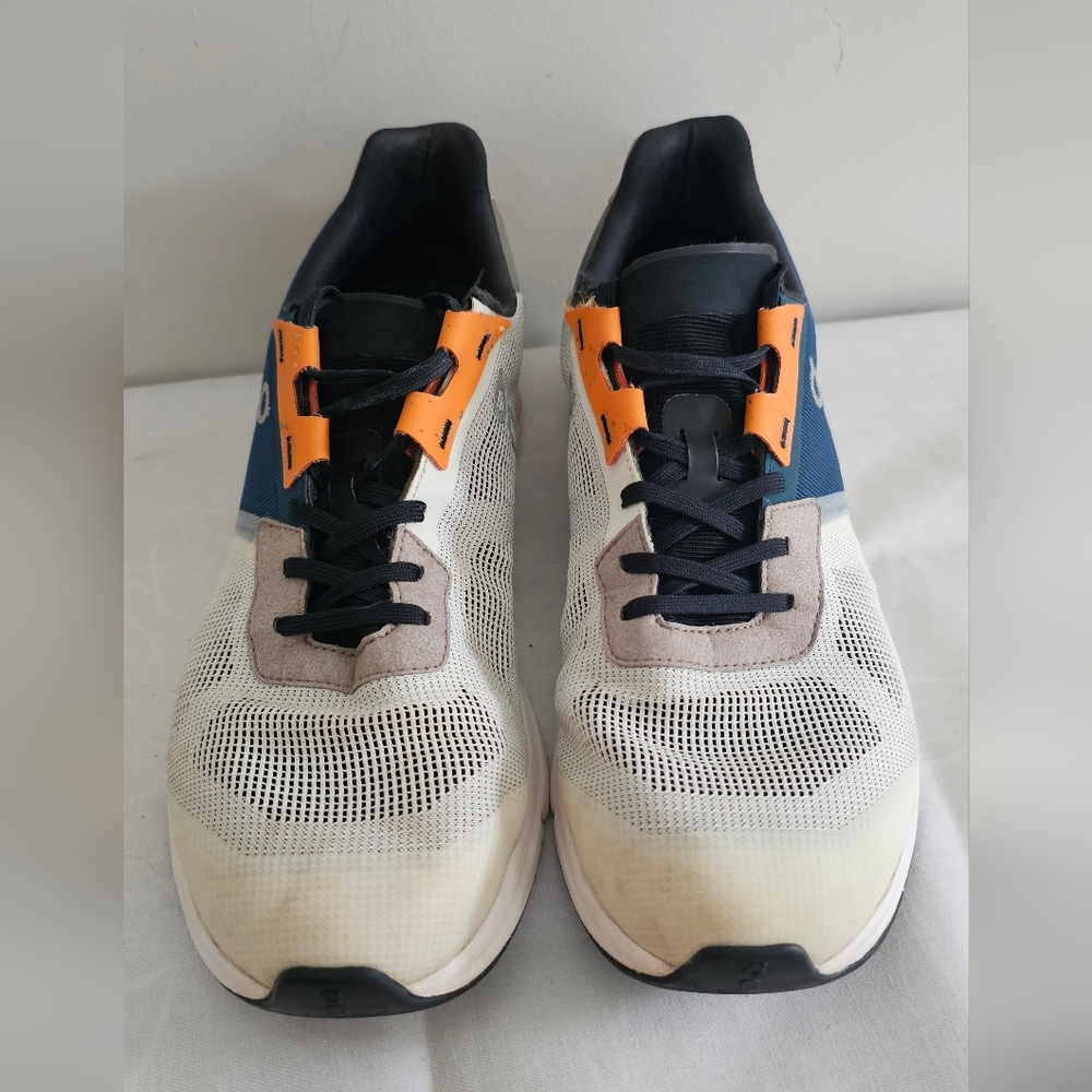ON Running Cloudrift Womens Ivory/Storm Athletic Sneakers, Shoes - Picture 4 of 11